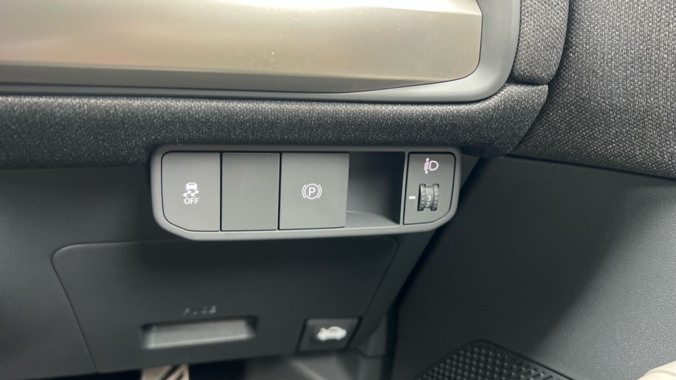 Kia EV3 150kW GT-Line 81.4kWh 5dr Auto Electric Estate - Image 36