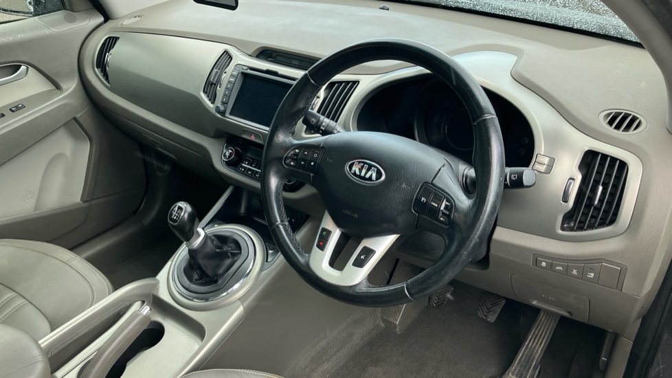 Kia Sportage 2.0 CRDi KX-4 5dr Diesel Estate - Image 11