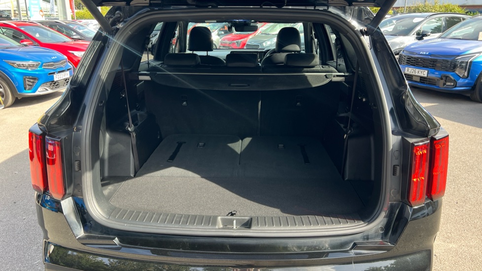 Kia Sorento 1.6 T-GDi HEV Edition 5dr Auto Hybrid Station Wagon - Image 4