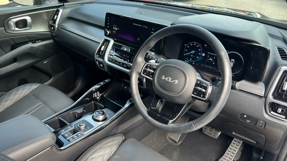 Kia Sorento 1.6 T-GDi HEV Edition 5dr Auto Hybrid Station Wagon - Image 11