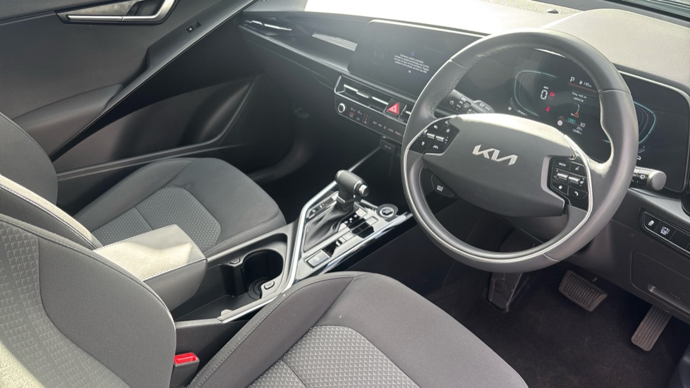 Kia Niro 1.6 GDi Hybrid 2 5dr DCT Hybrid Estate - Image 11