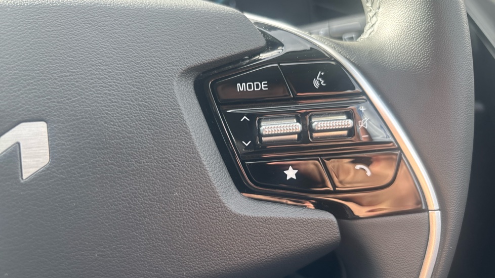 Kia Niro 1.6 GDi Hybrid 2 5dr DCT Hybrid Estate - Image 25