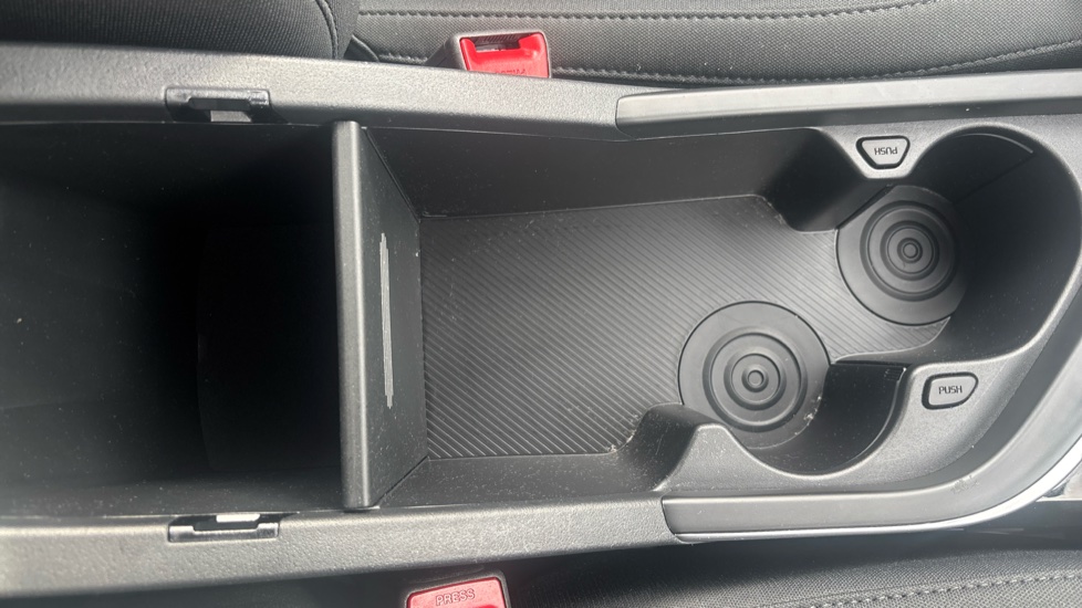 Kia Niro 1.6 GDi Hybrid 2 5dr DCT Hybrid Estate - Image 30