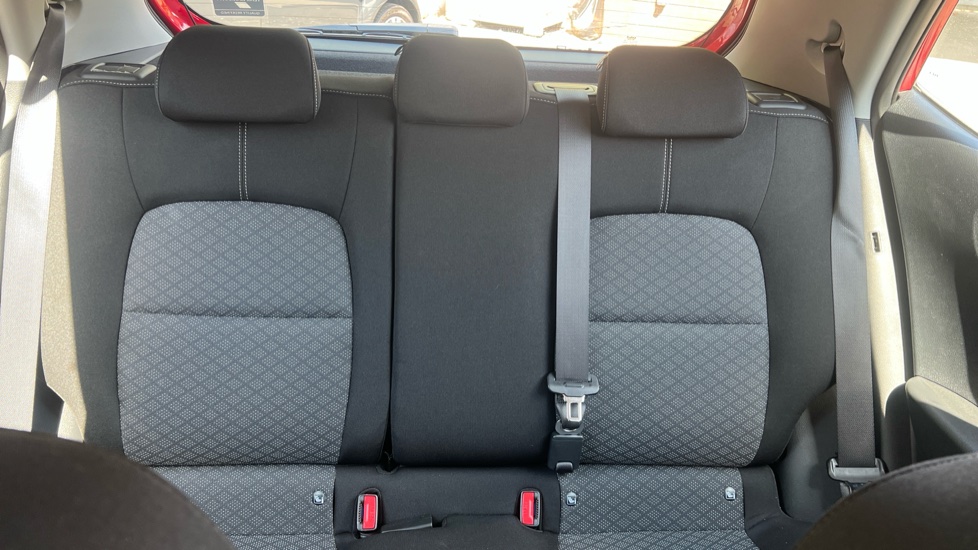 Kia Picanto 1.0 Pure 5dr Auto Petrol Hatchback - Image 15
