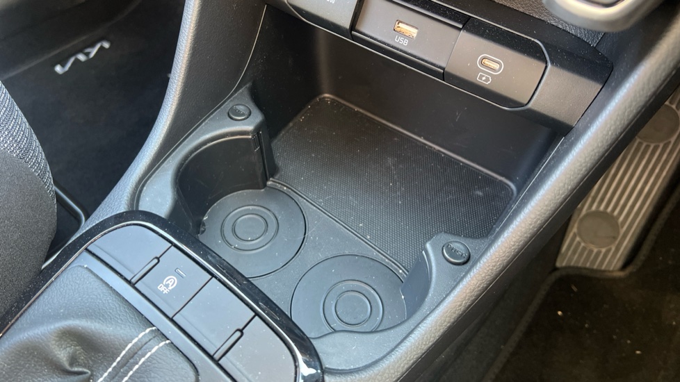 Kia Picanto 1.0 Pure 5dr Auto Petrol Hatchback - Image 39