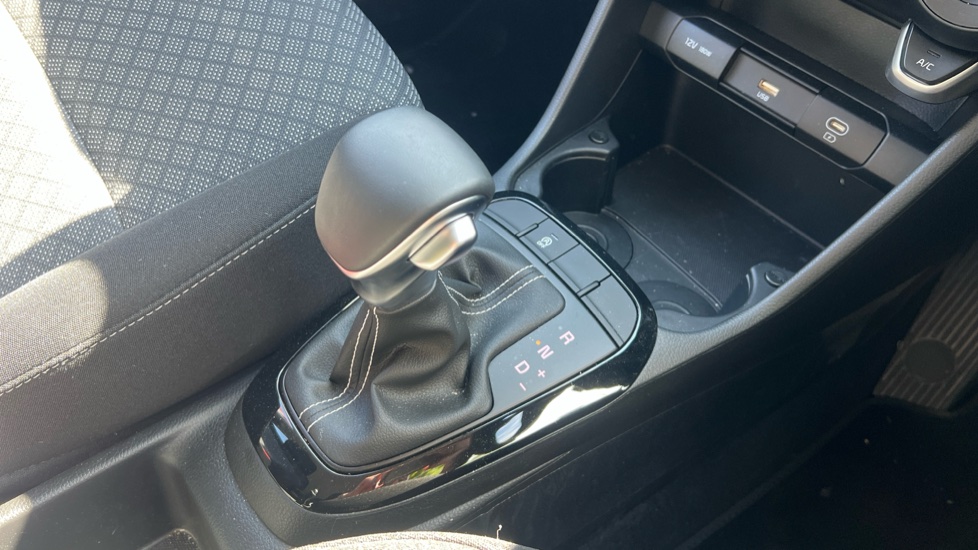 Kia Picanto 1.0 Pure 5dr Auto Petrol Hatchback - Image 41