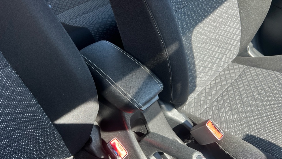 Kia Picanto 1.0 Pure 5dr Auto Petrol Hatchback - Image 43