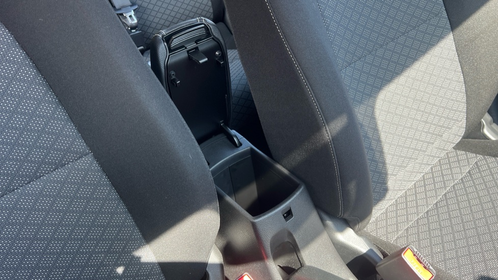 Kia Picanto 1.0 Pure 5dr Auto Petrol Hatchback - Image 44