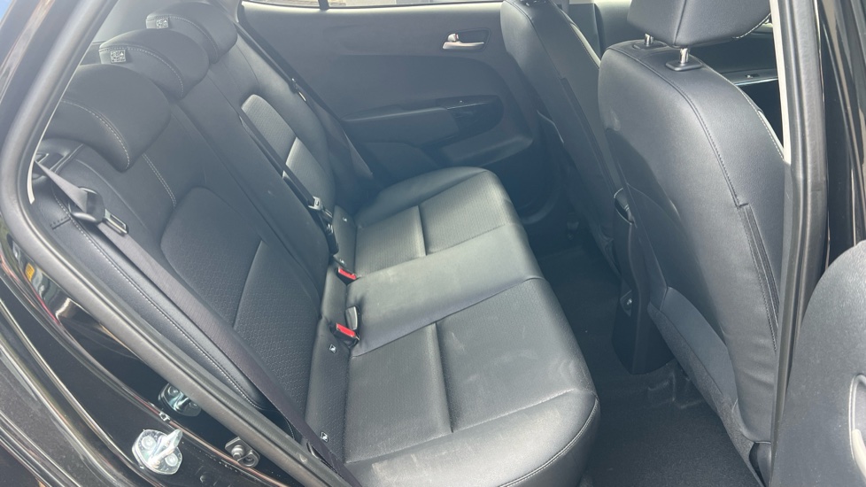 Kia Picanto 1.0 67 GT-Line 5dr Auto Petrol Hatchback - Image 25
