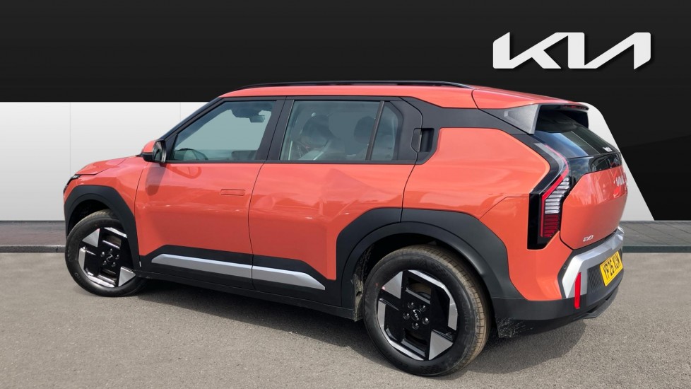 Kia EV3 150kW Air 81.4kWh 5dr Auto Electric Estate - Image 2