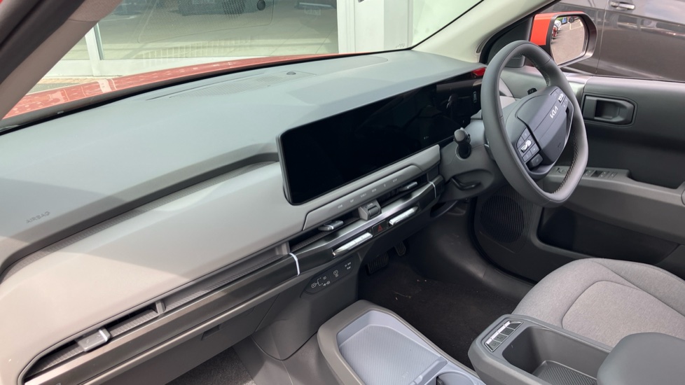 Kia EV3 150kW Air 81.4kWh 5dr Auto Electric Estate - Image 9