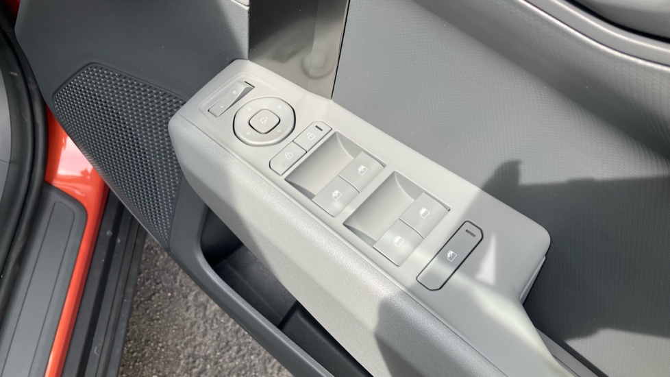 Kia EV3 150kW Air 81.4kWh 5dr Auto Electric Estate - Image 22