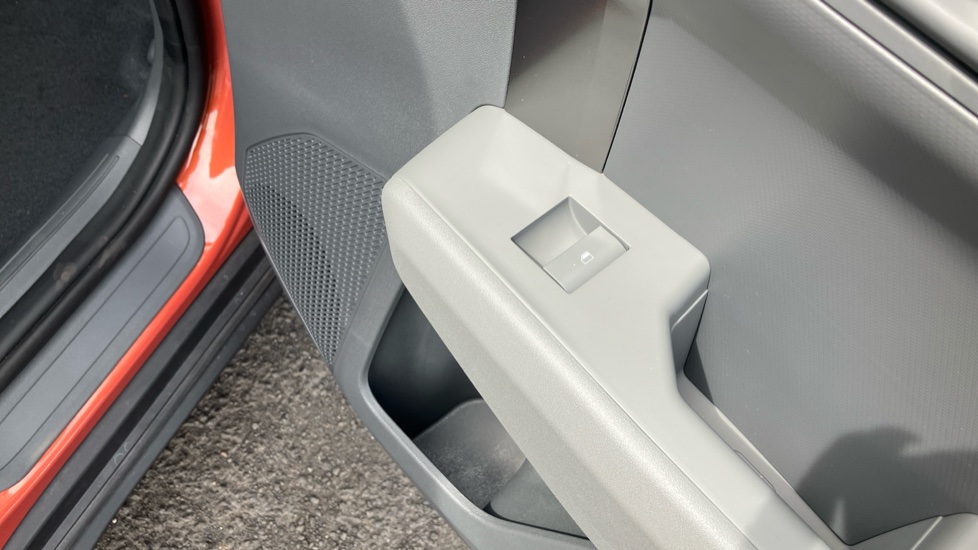 Kia EV3 150kW Air 81.4kWh 5dr Auto Electric Estate - Image 27