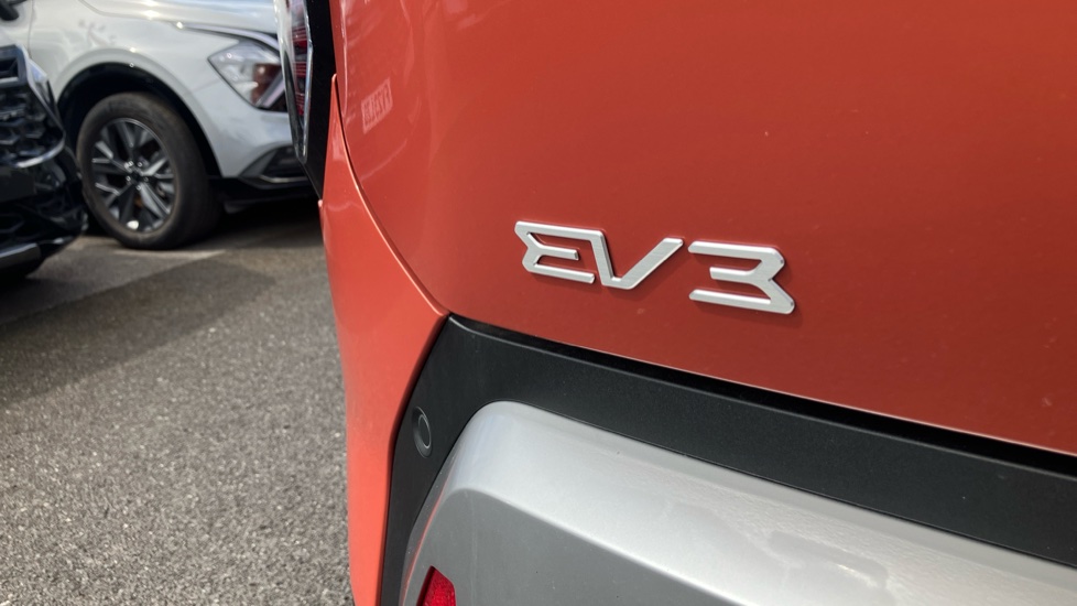 Kia EV3 150kW Air 81.4kWh 5dr Auto Electric Estate - Image 33
