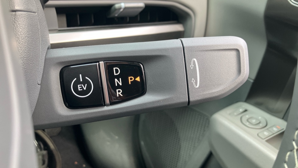 Kia EV3 150kW Air 81.4kWh 5dr Auto Electric Estate - Image 48