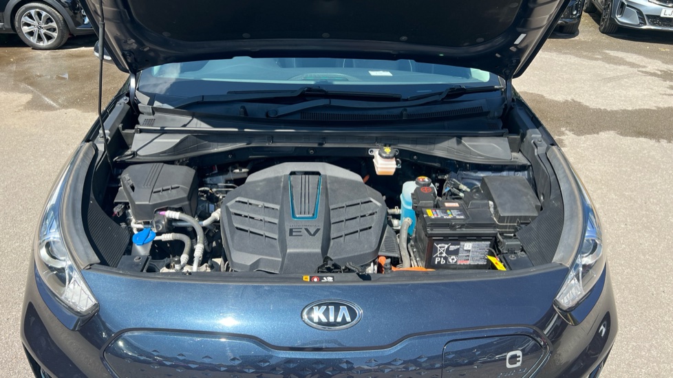 Kia E-Niro 150kW First Edition 64kWh 5dr Auto Electric Estate - Image 8