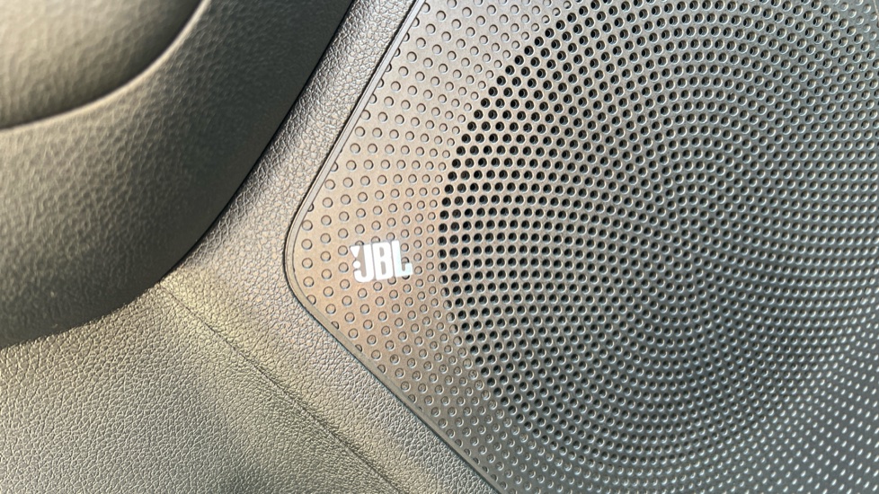 Kia E-Niro 150kW First Edition 64kWh 5dr Auto Electric Estate - Image 22