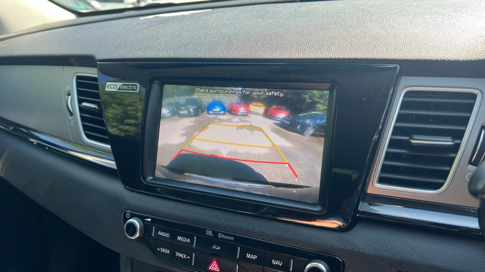 Kia E-Niro 150kW First Edition 64kWh 5dr Auto Electric Estate - Image 37