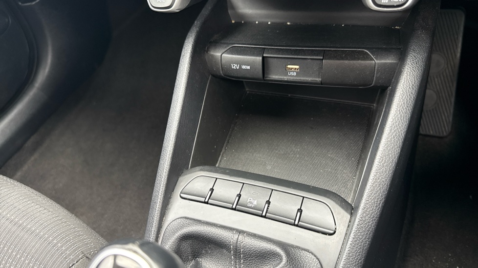 Kia Stonic 1.0T GDi 99 2 5dr Petrol Estate - Image 38