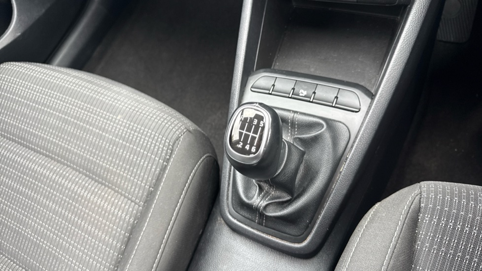 Kia Stonic 1.0T GDi 99 2 5dr Petrol Estate - Image 39