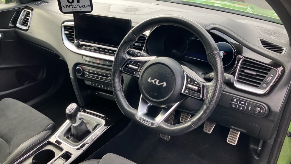 Kia Xceed 1.5T GDi ISG GT-Line S 5dr Petrol Hatchback - Image 11