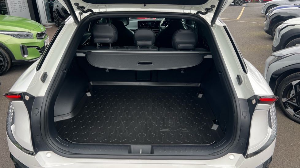 Kia EV6 168kW GT Line S 84kWh 5dr Auto Electric Estate - Image 4