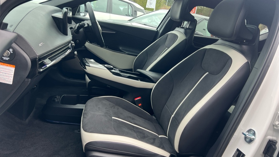 Kia EV6 168kW GT Line S 84kWh 5dr Auto Electric Estate - Image 22