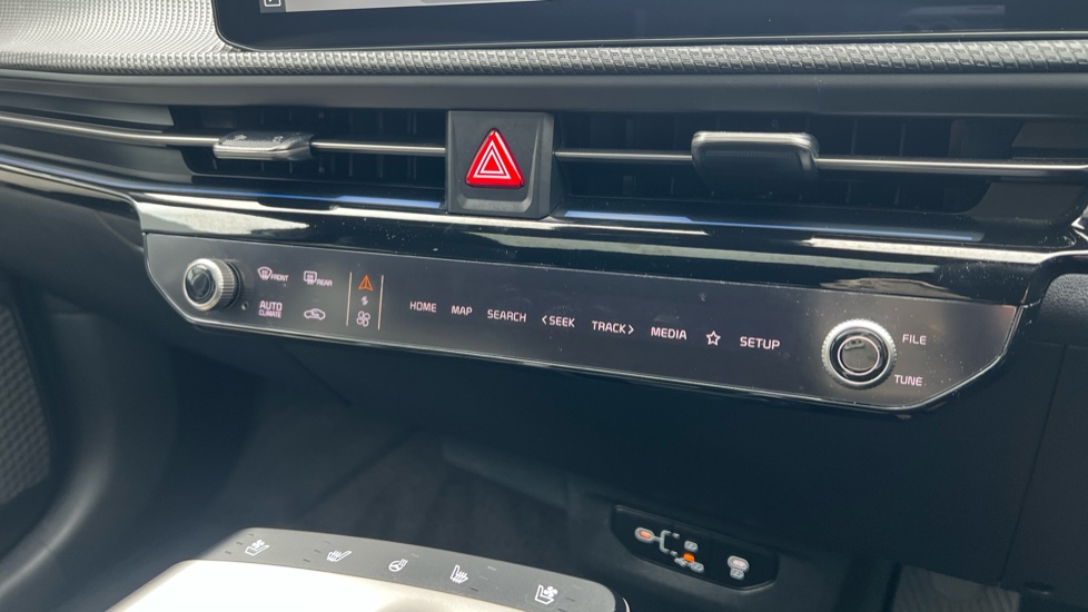 Kia EV6 168kW GT Line S 84kWh 5dr Auto Electric Estate - Image 39