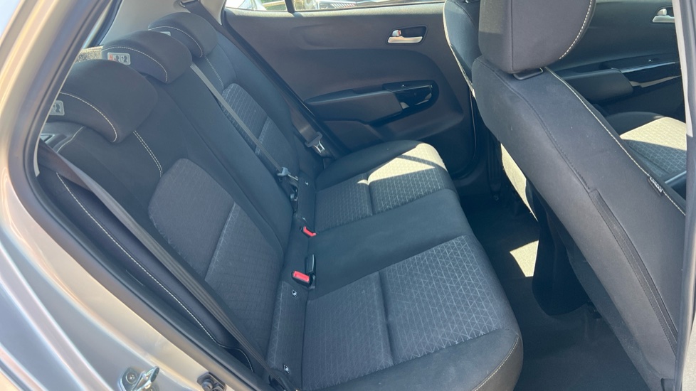 Kia Picanto 1.25 3 5dr Auto Petrol Hatchback - Image 25