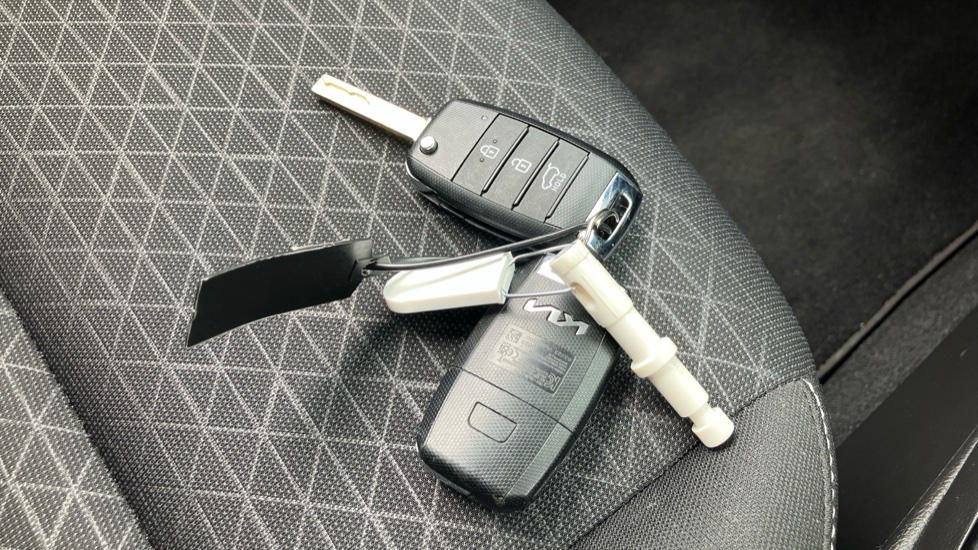 Kia Picanto 1.0 3 5dr [4 seats] Petrol Hatchback - Image 20