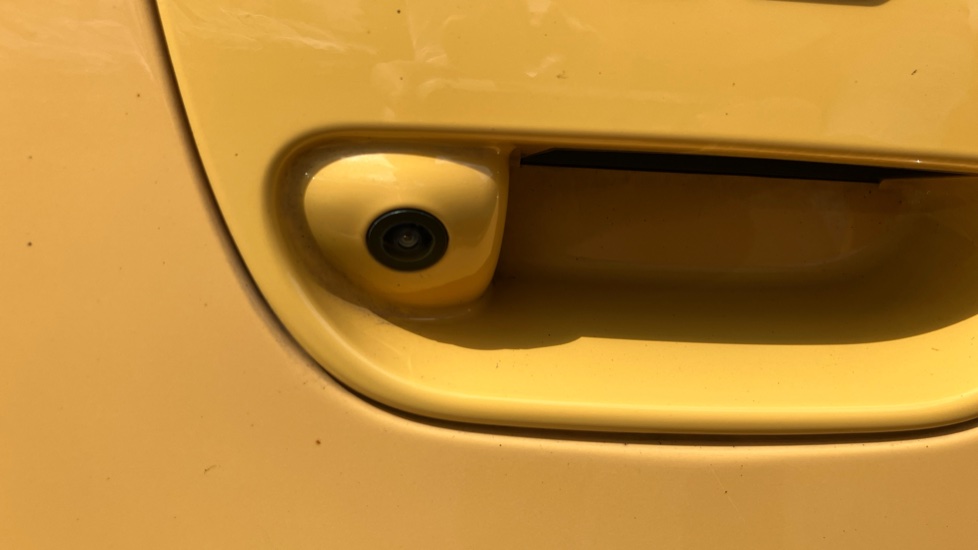Kia Picanto 1.0 3 5dr [4 seats] Petrol Hatchback - Image 39