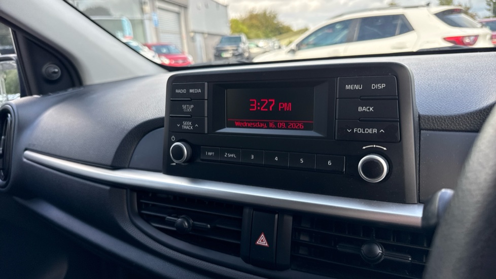 Kia Picanto 1.0 1 5dr Petrol Hatchback - Image 12