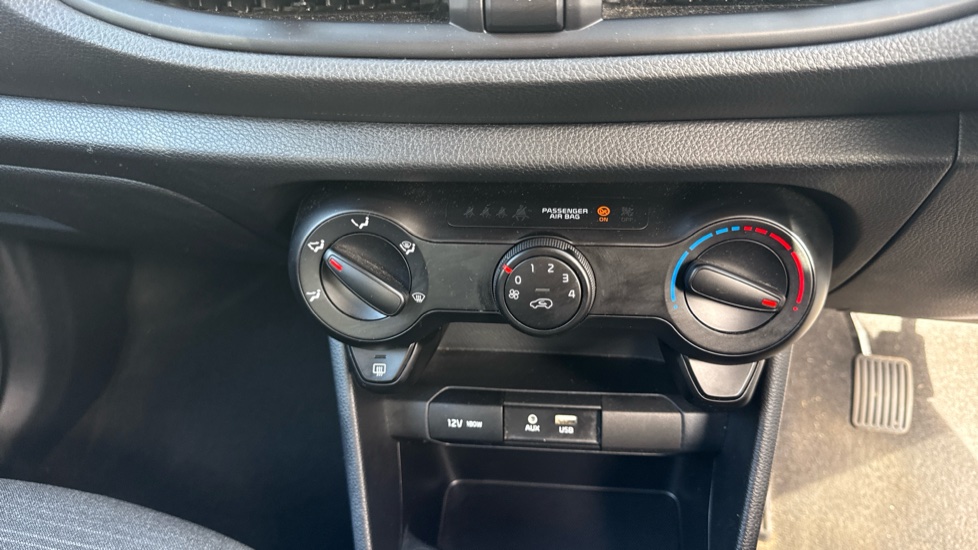 Kia Picanto 1.0 1 5dr Petrol Hatchback - Image 25