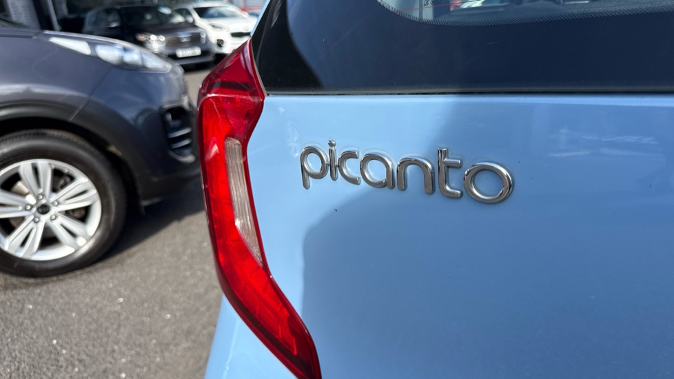 Kia Picanto 1.0 1 5dr Petrol Hatchback - Image 34