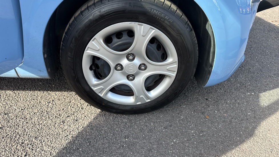 Kia Picanto 1.0 1 5dr Petrol Hatchback - Image 37