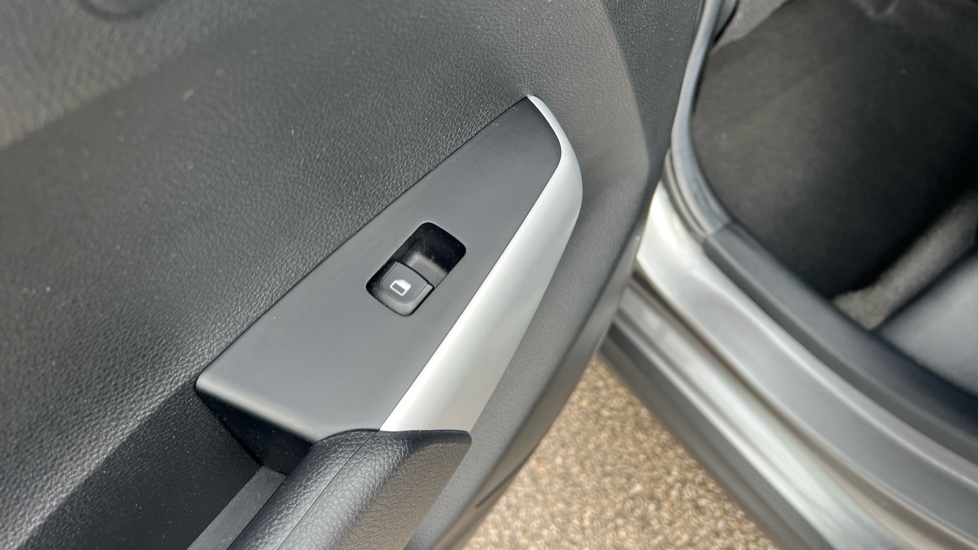 Kia Picanto 1.0 X-Line S 5dr Auto Petrol Hatchback - Image 25