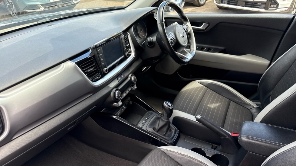 Kia Stonic 1.0T GDi 3 5dr Petrol Estate - Image 9