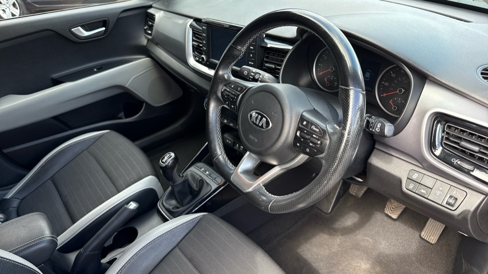 Kia Stonic 1.0T GDi 3 5dr Petrol Estate - Image 11