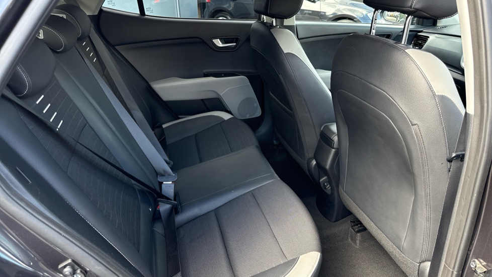 Kia Stonic 1.0T GDi 3 5dr Petrol Estate - Image 16