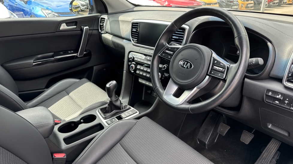 Kia Sportage 1.6 GDi ISG Edition 25 5dr Petrol Estate - Image 11