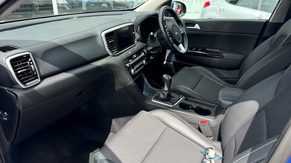 Kia Sportage 1.6 GDi ISG Edition 25 5dr Petrol Estate - Image 26