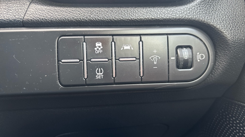 Kia Ceed 1.4T GDi ISG GT-Line 5dr Petrol Hatchback - Image 22