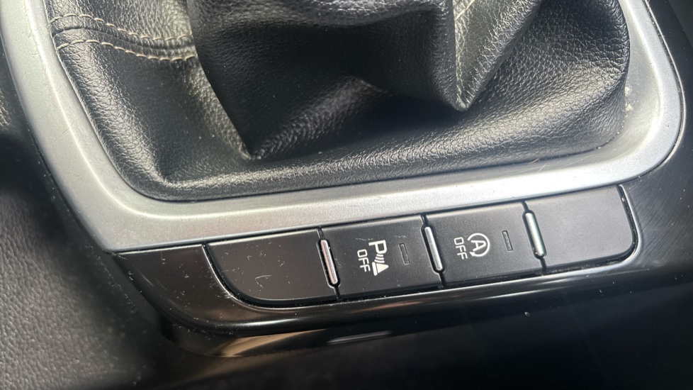 Kia Ceed 1.4T GDi ISG GT-Line 5dr Petrol Hatchback - Image 31