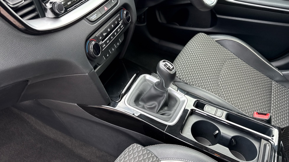 Kia Ceed 1.5T GDi ISG 3 5dr Petrol Estate - Image 13