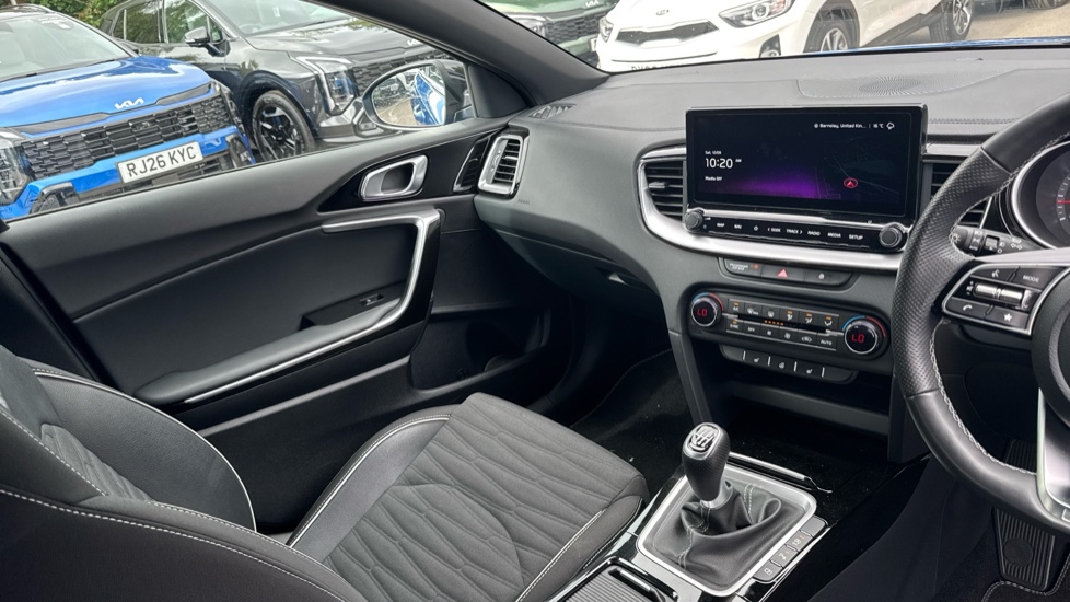 Kia Ceed 1.5T GDi ISG GT-Line 5dr Petrol Hatchback - Image 14