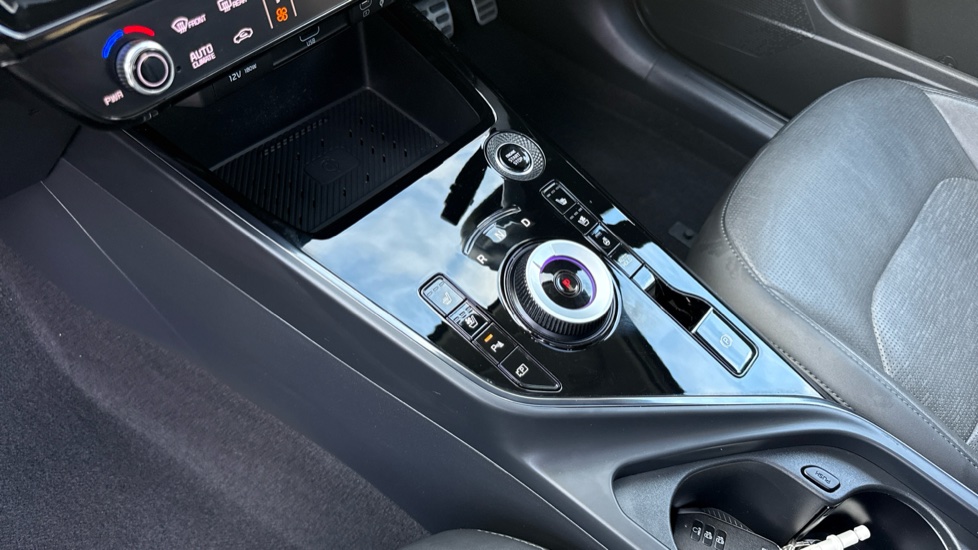 Kia Niro 1.6 GDi Hybrid 4 5dr DCT Hybrid Estate - Image 13