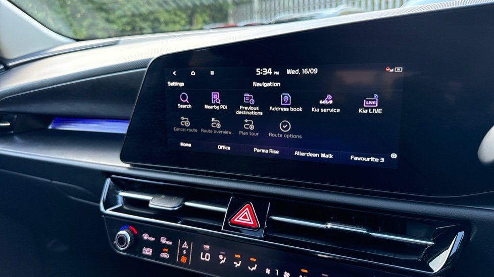 Kia Niro 1.6 GDi Hybrid 4 5dr DCT Hybrid Estate - Image 37