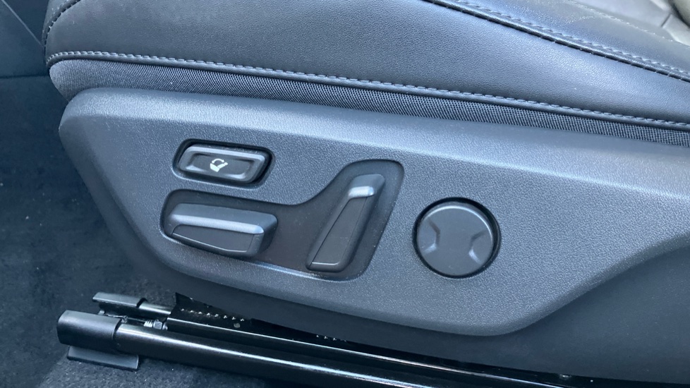 Kia Niro 1.6 GDi Hybrid 4 5dr DCT Hybrid Estate - Image 21