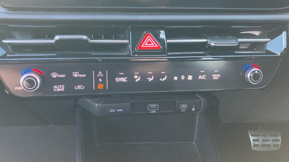 Kia Niro 1.6 GDi Hybrid 4 5dr DCT Hybrid Estate - Image 22