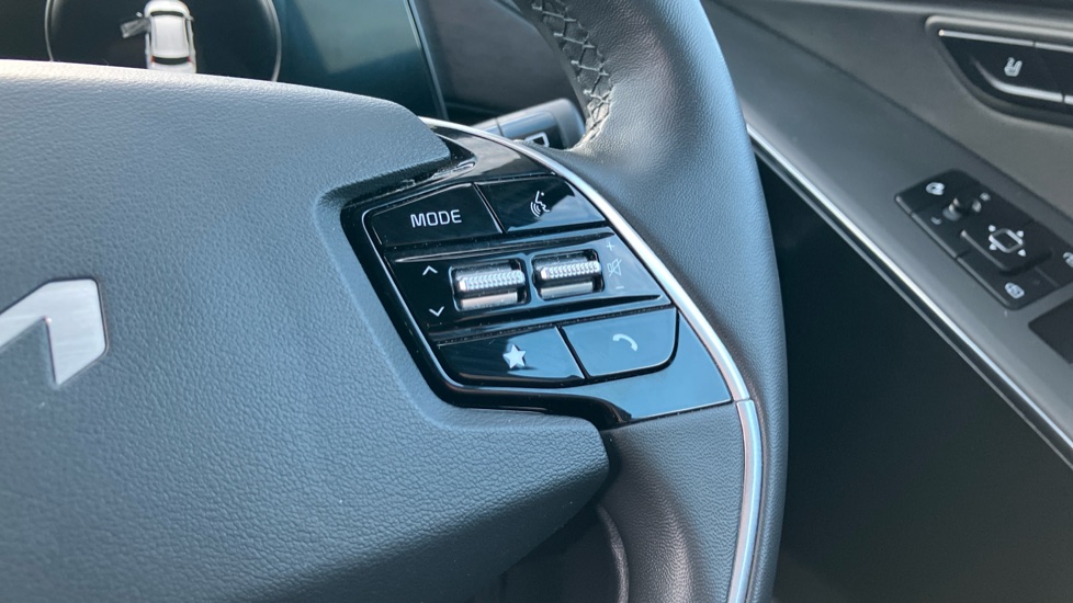 Kia Niro 1.6 GDi Hybrid 4 5dr DCT Hybrid Estate - Image 30